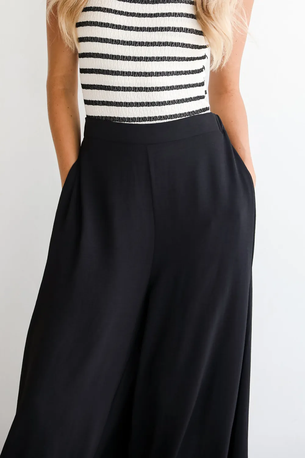 Slight Stretch Wide Leg Pants