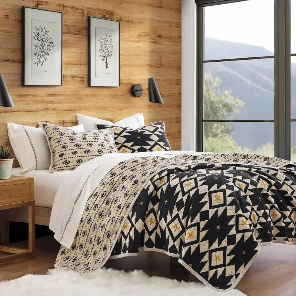 Stonewashed Reversible Quilt Set