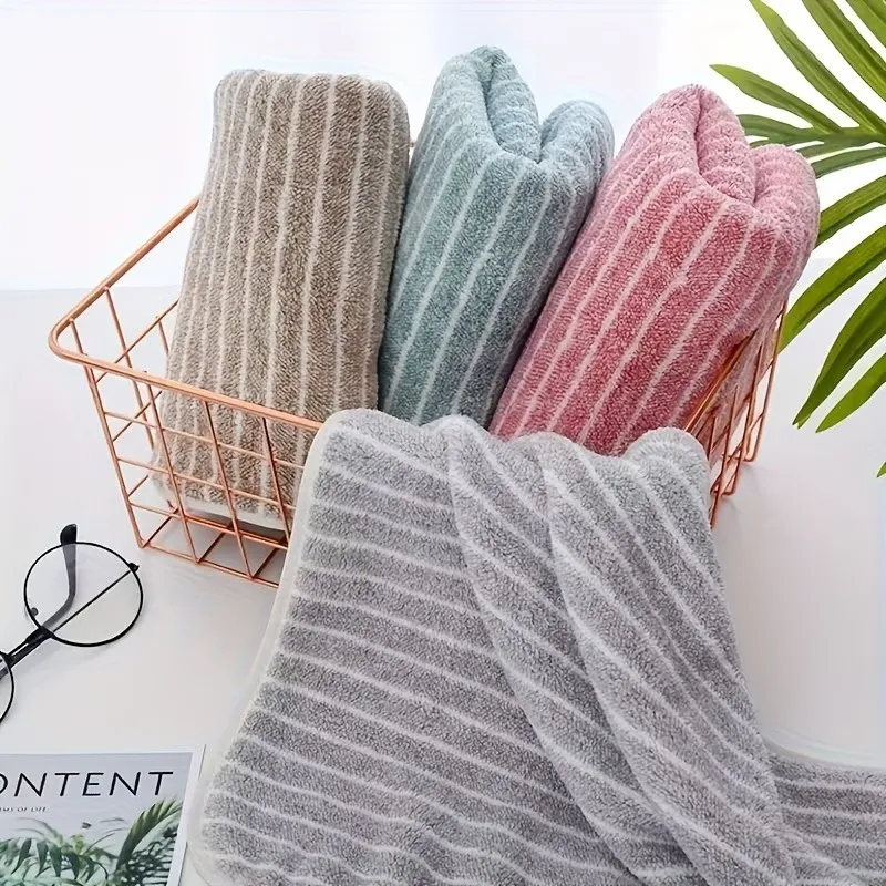 Absorbent Striped Bath Towel