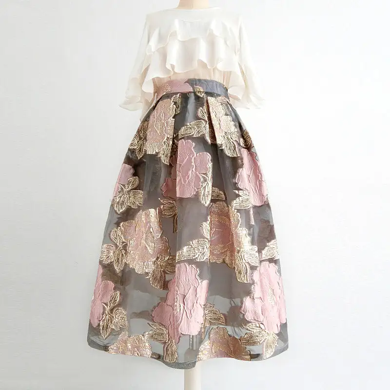 Weekend Leisure Embroidered Floral Skirt