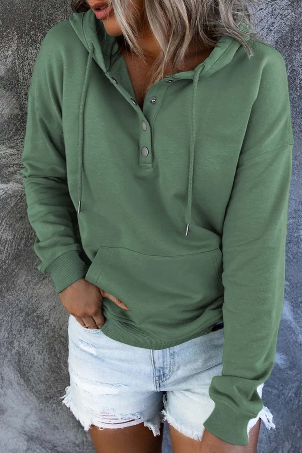 Relaxed Pocketed Long-Sleeve Hoodie