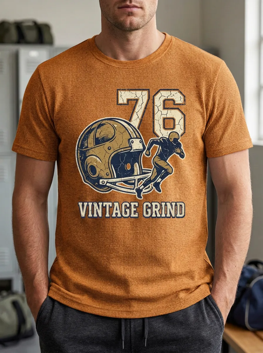 Men's Football Lover 76 Vintage Grind Helmet Printed T-shirt