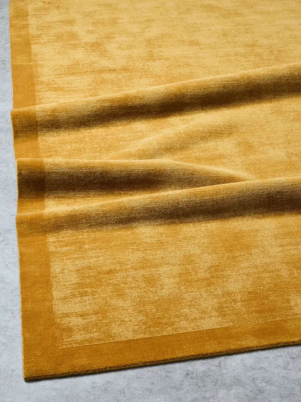 Wool Vintage Contemporary Area Rug