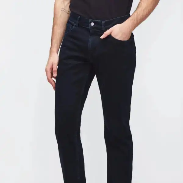 Classic Slim-Fit Denim Jeans