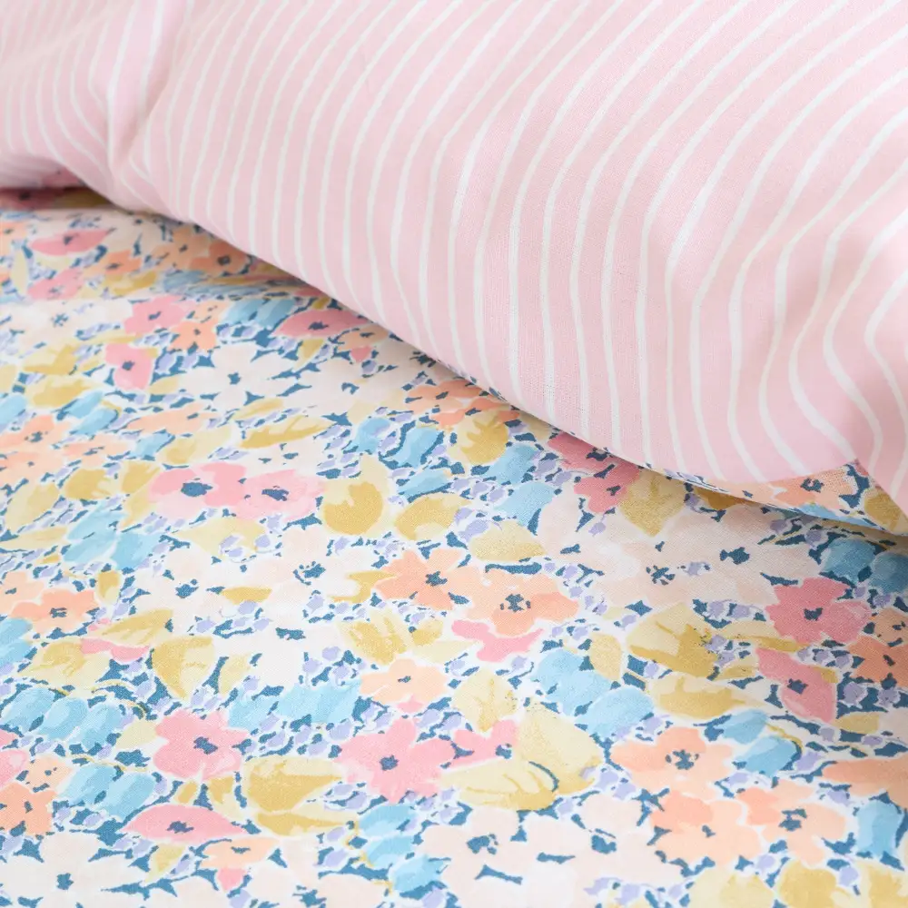 Minimal Bedroom Reversible Floral Linen Duvet Cover Set
