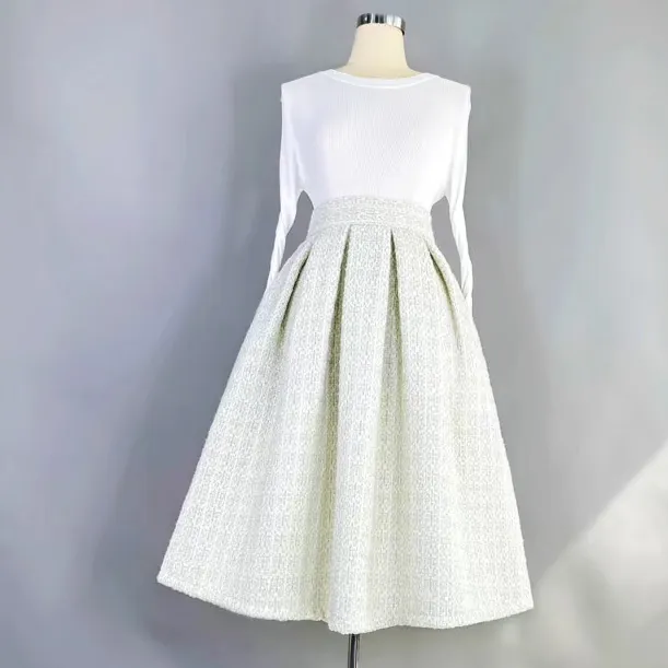Minimal High Waist Skirt
