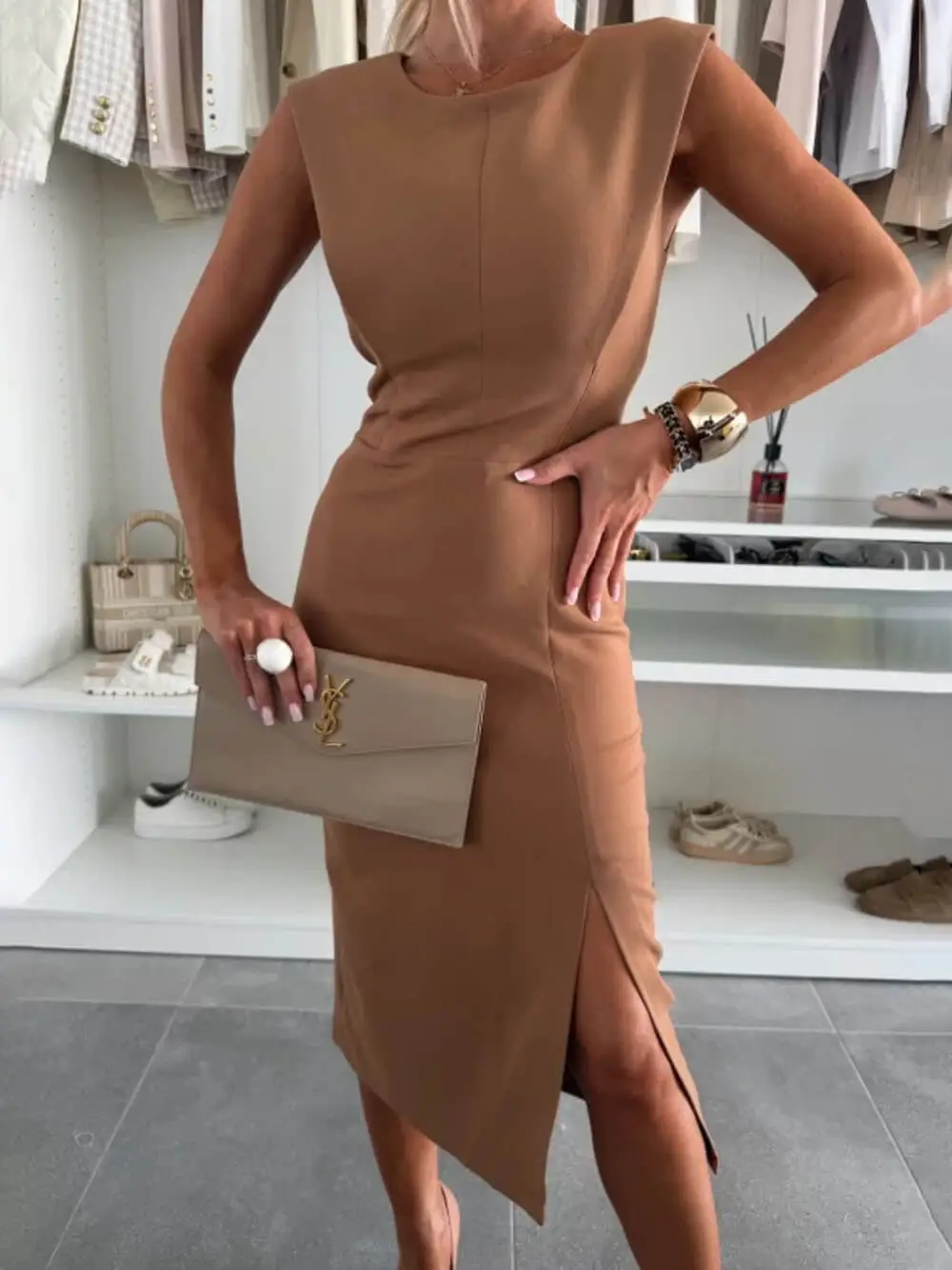 Elegant Charming Lady Round Neck Sleeveless Midi Dress