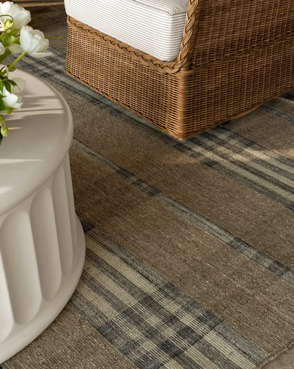 Gingham Handwoven PET Indoor-Outdoor Area Rug