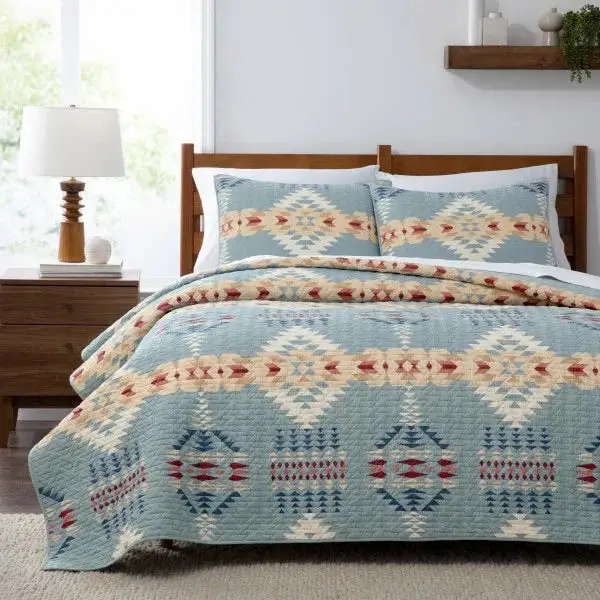 Layered Quilted Geometric Quilt Set