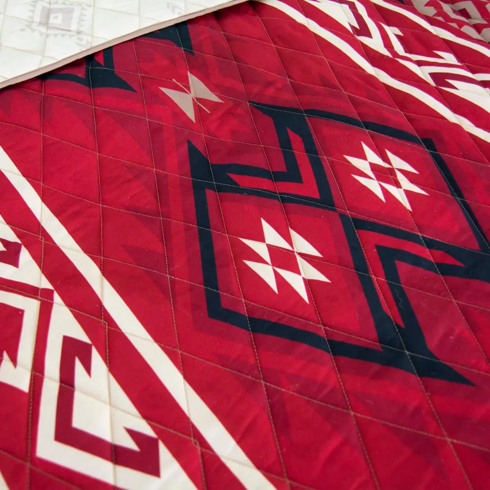 Everyday Reversible Quilted Quilt Set