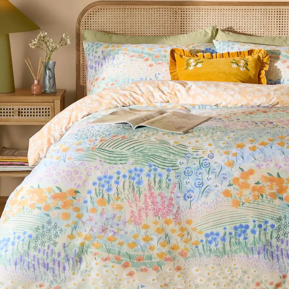 Minimal Bedroom Reversible Floral Cotton Duvet Cover Set