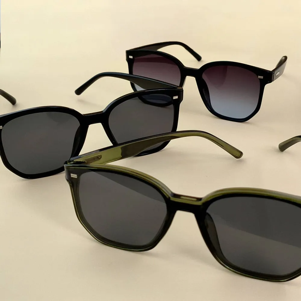 Rounded Square Frame Sunglasses