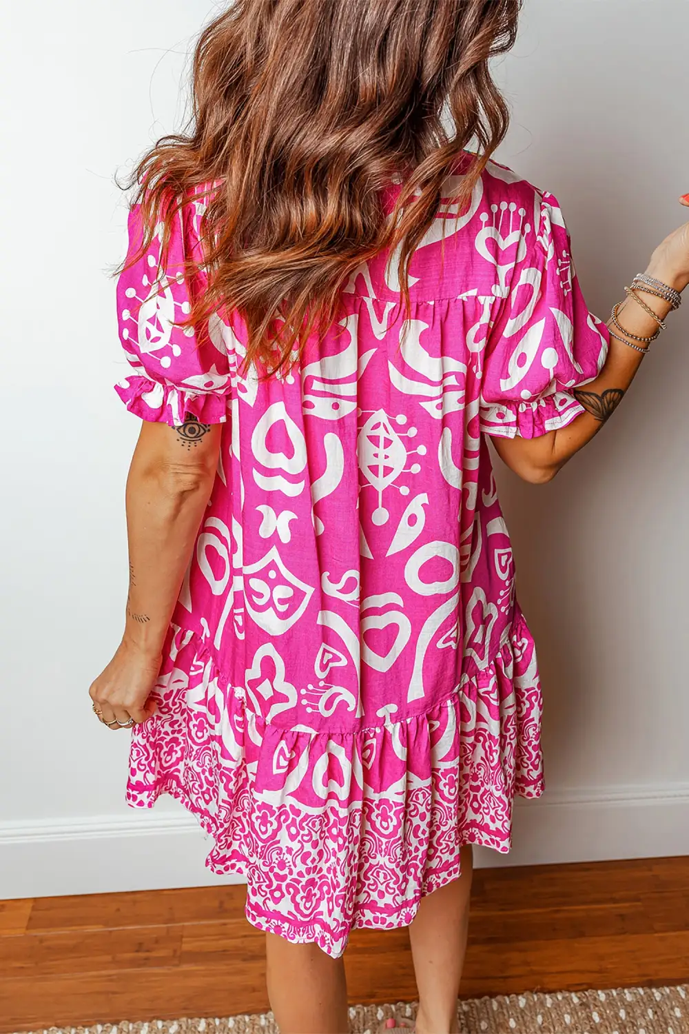 Contrast Trim V-Neck Short Sleeve Mini Dress