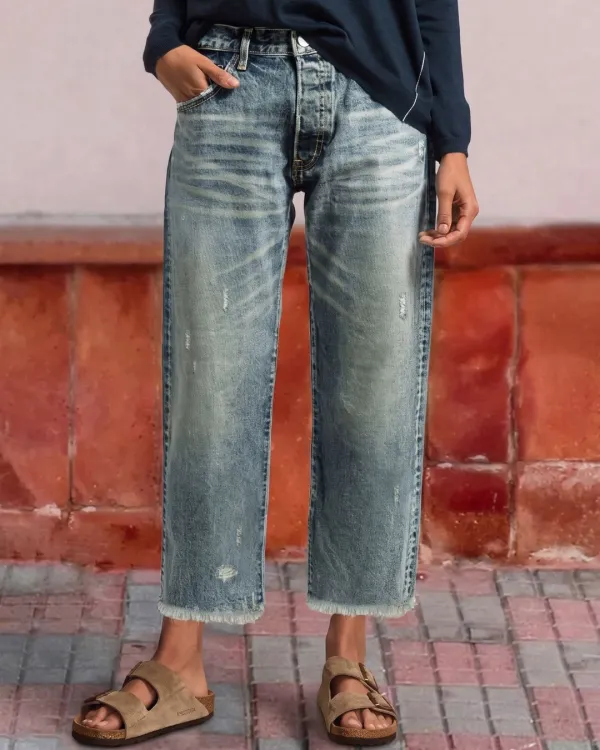 Casual Raw-Hem Mid-Rise Cropped Jeans