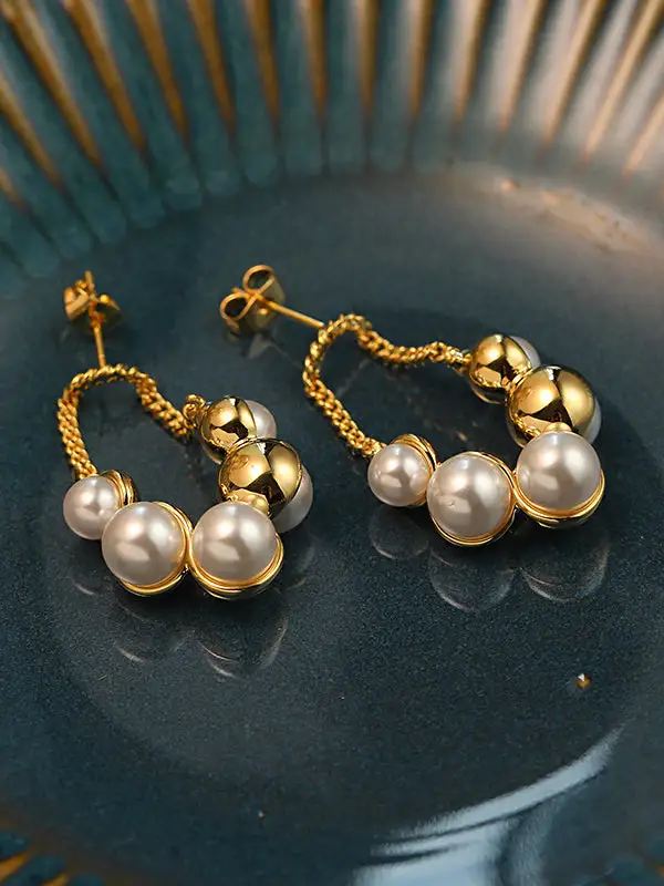 Streamlined Vintage-Inspired Drop Earrings