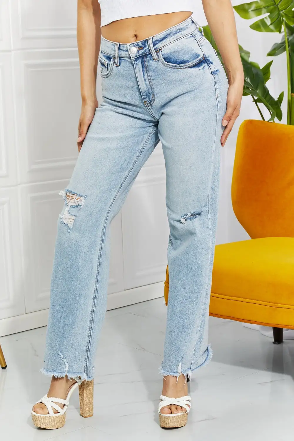 Minimal Modern Comfort-Fit Jeans
