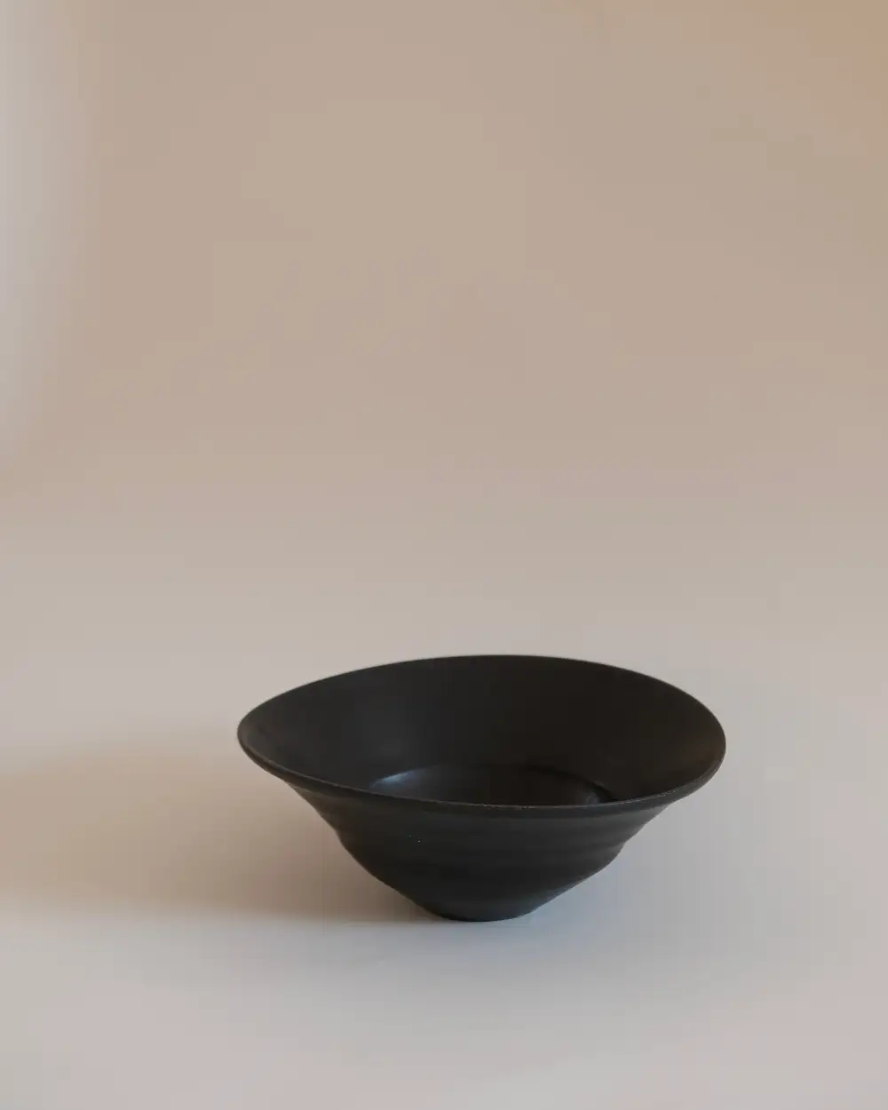 Glazed Rim Bowl