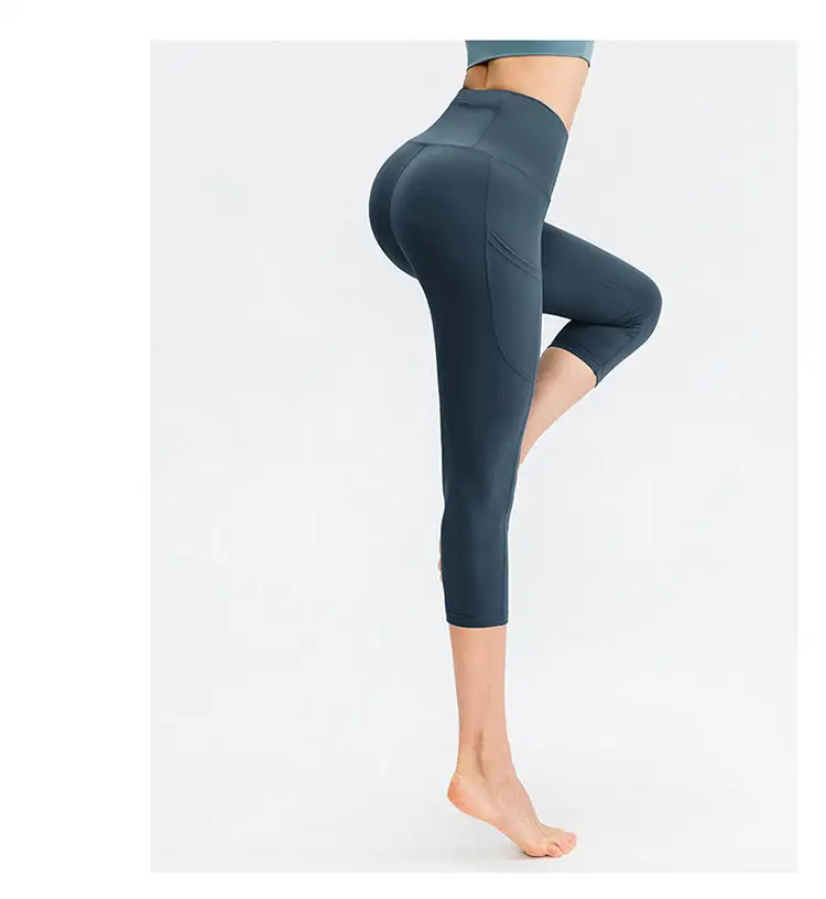 Capri Pocket Active Leggings