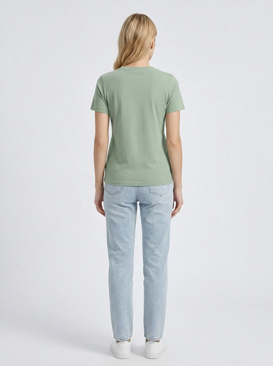Travel Lover Compass T-Shirt Casual