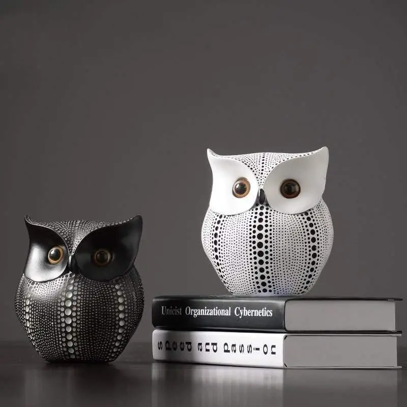 Minimal Resin Table Decor