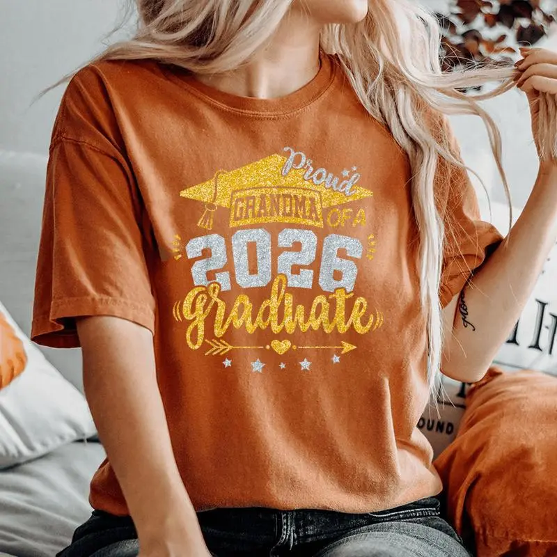 Proud Grandma Of A 2026 Graduate Grad Senior Graduation Women's Oversized Comfort T-Shirt