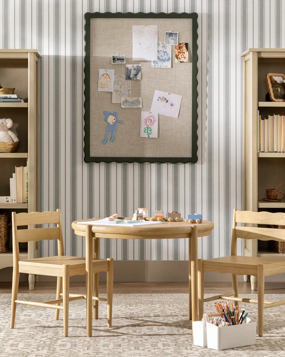 Everyday Kids Table