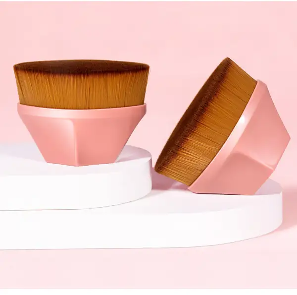 Flawless Flat Head Foundation Brush