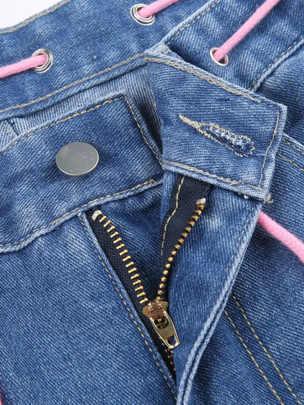 Contrasting Heart Graffiti Print Loose Denim Jeans