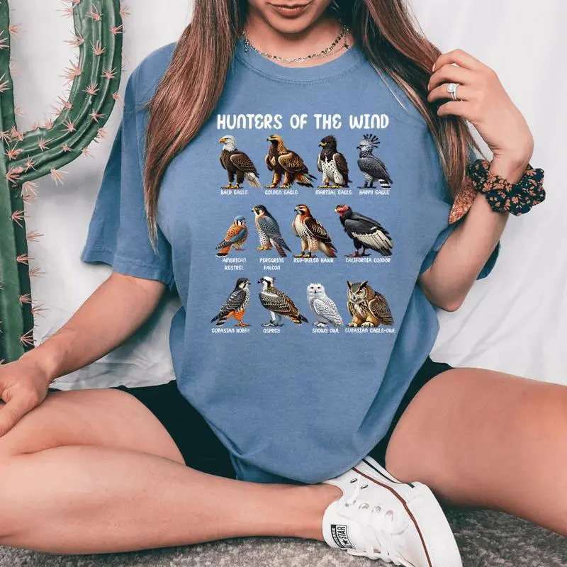 Hunters Of The Wind Birds Of Prey Falcon Owl Birding Raptors Women's Oversized Comfort T-Shirt