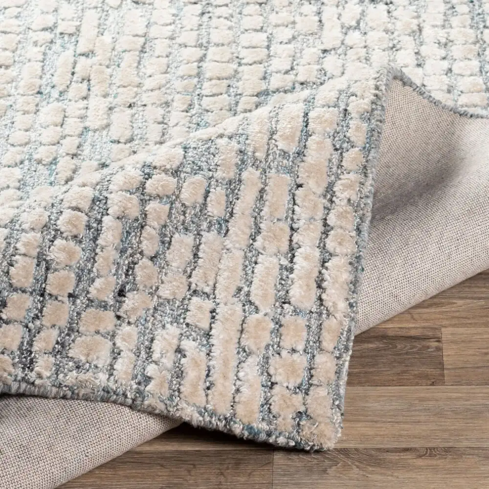 Hand-Tufted Viscose Blend Carpet