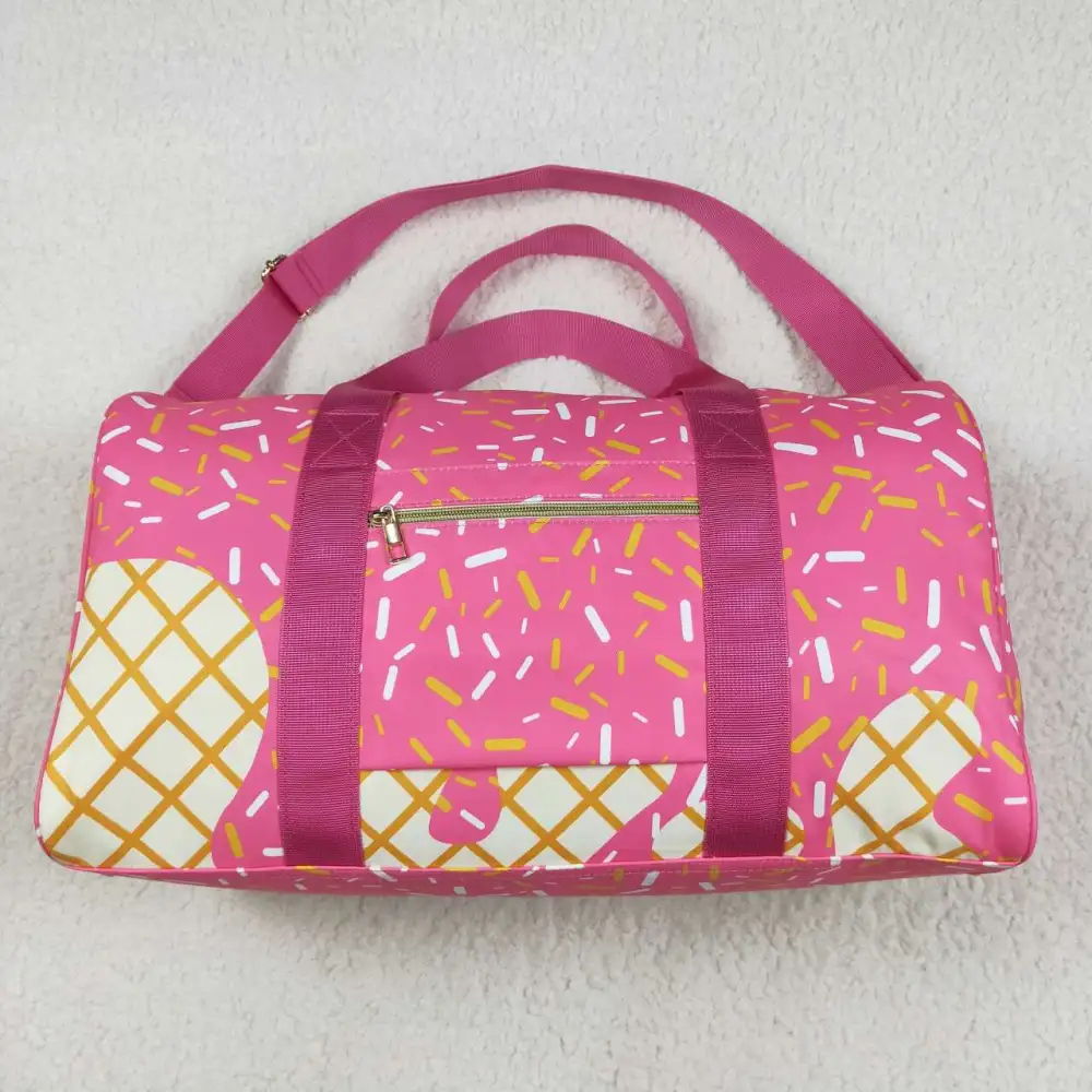 Minimal Feature Travel Duffel