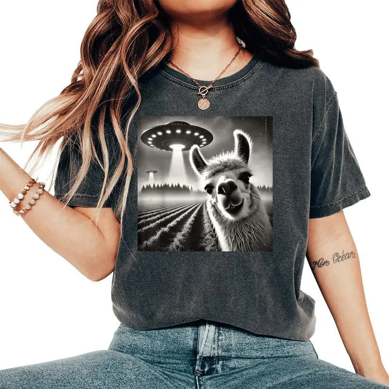 Llama Alpaca Selfie Ufos Women's Oversized Comfort T-Shirt