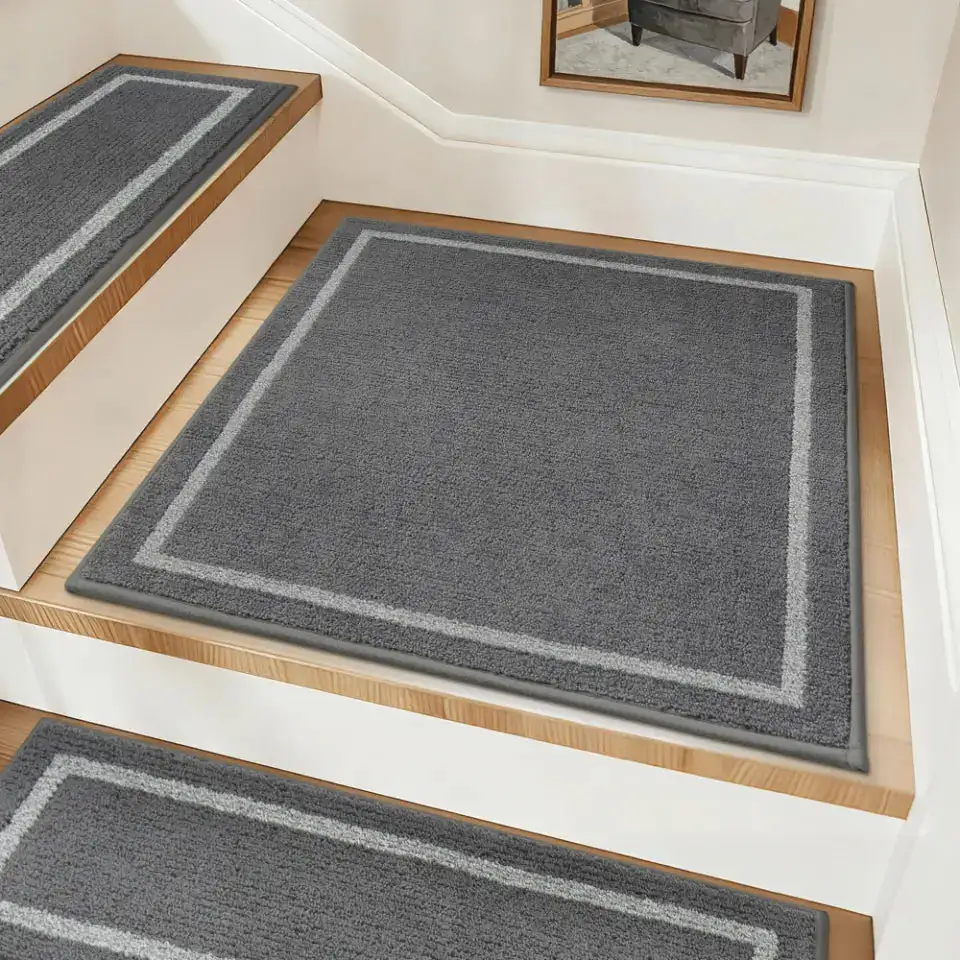 Bordered Stair Landing Rug