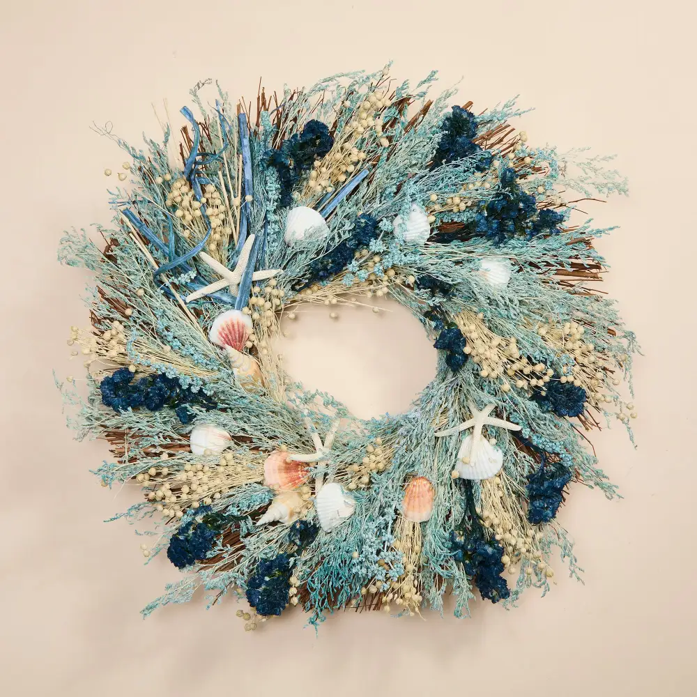 Classic Coastal Shell Decorative Wreath