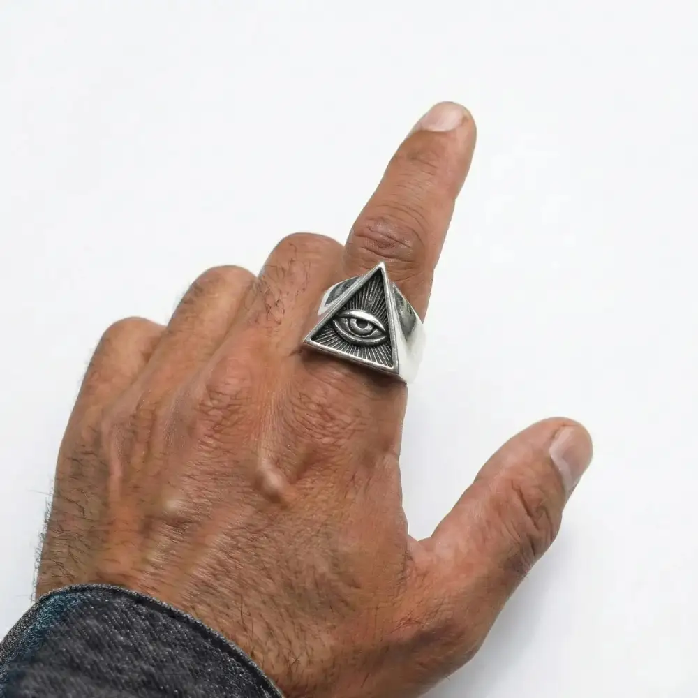 Men's Modern Pyramid Eye Ring