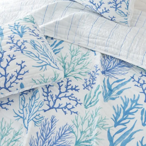 Coordinated Microfiber Coastal Quilt Bedding Set