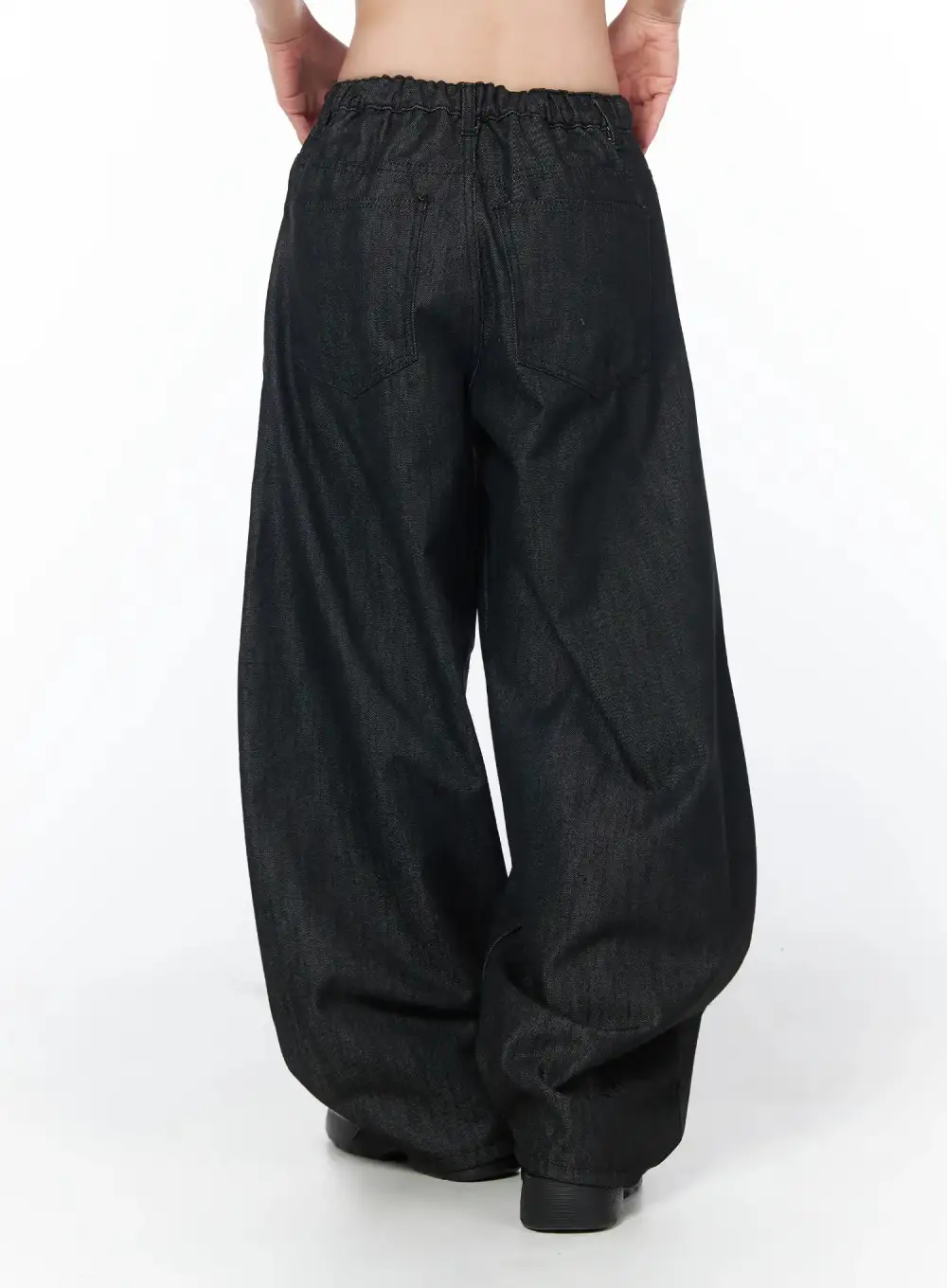 Non-Fade Wide Leg Jeans