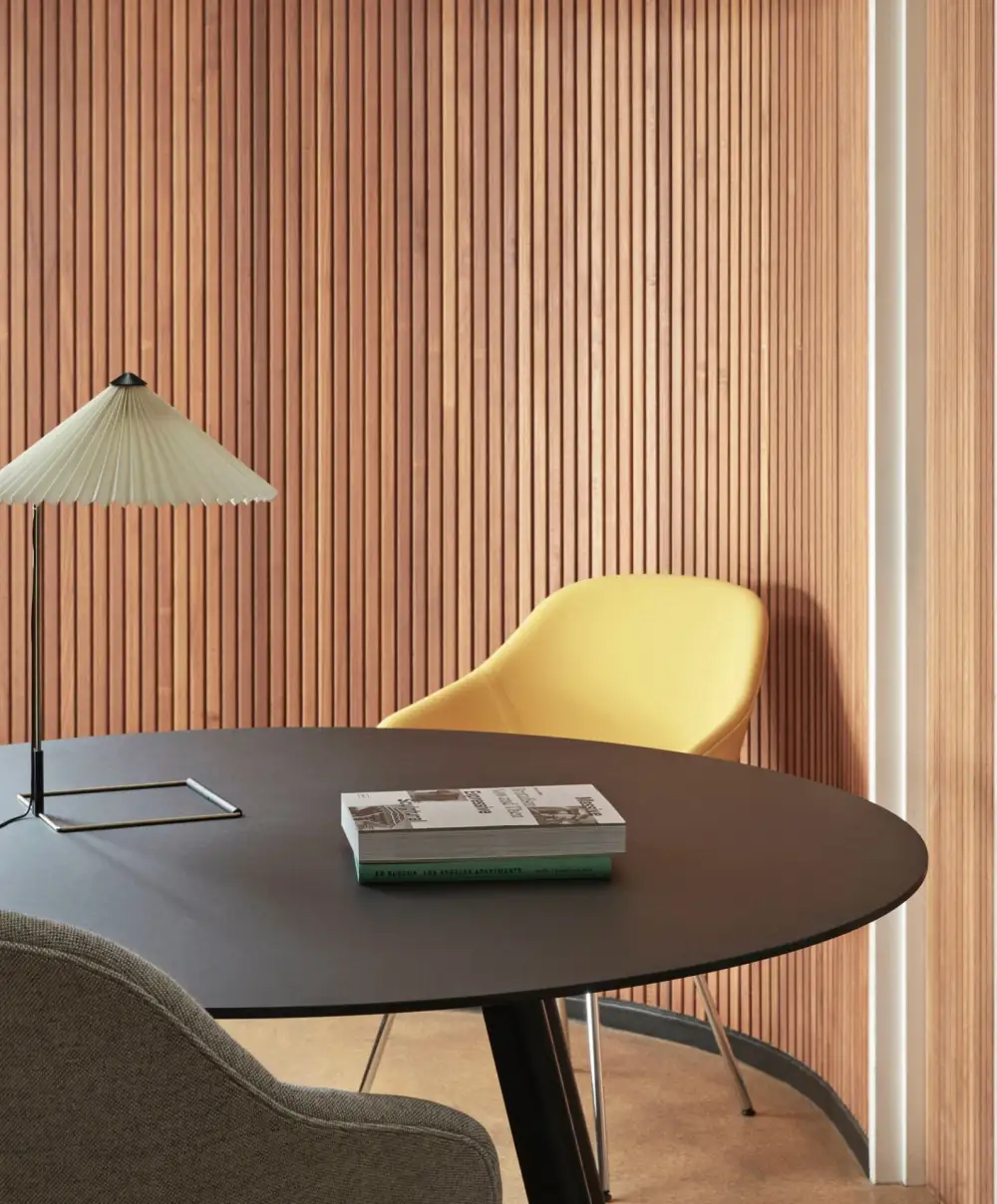 Round Oak Dining Table