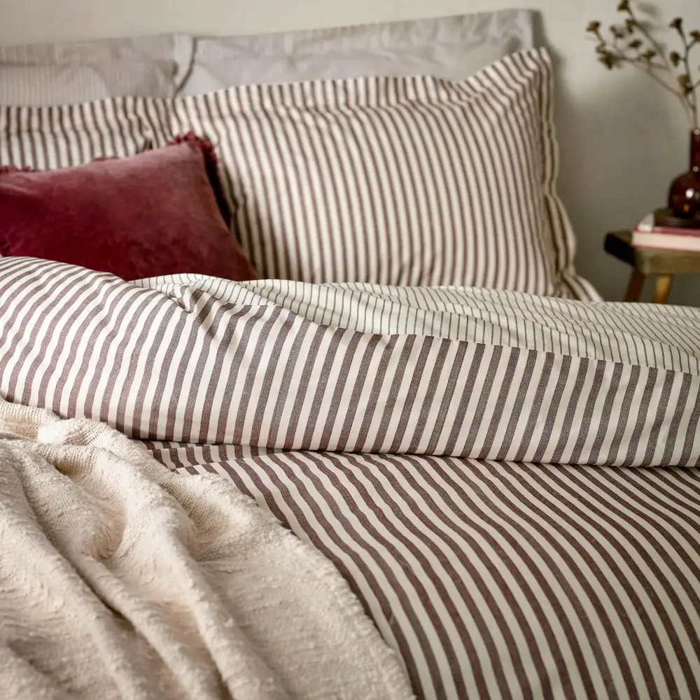 Relaxed Bedroom Reversible Stripe Cotton Duvet Cover Set
