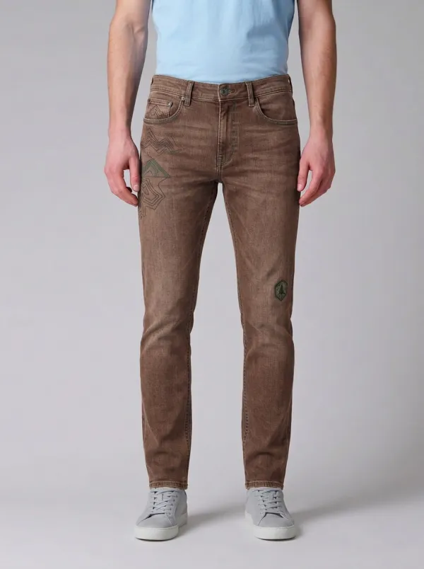 Men's Geometric Mountain Pattern Embroidered Stretch Jeans