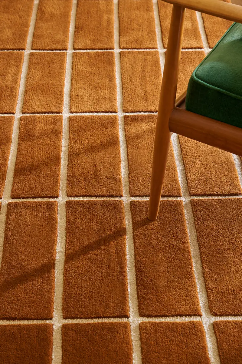 Wool Tufted Geometric Polished Area Rug