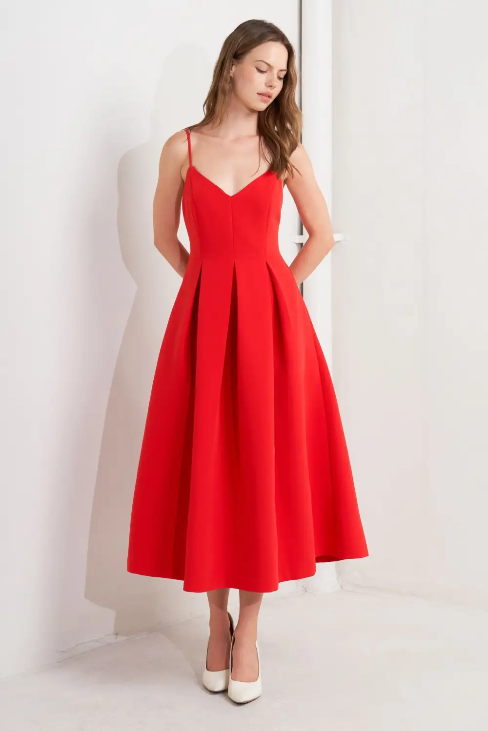 Weekend Classic Midi Dress