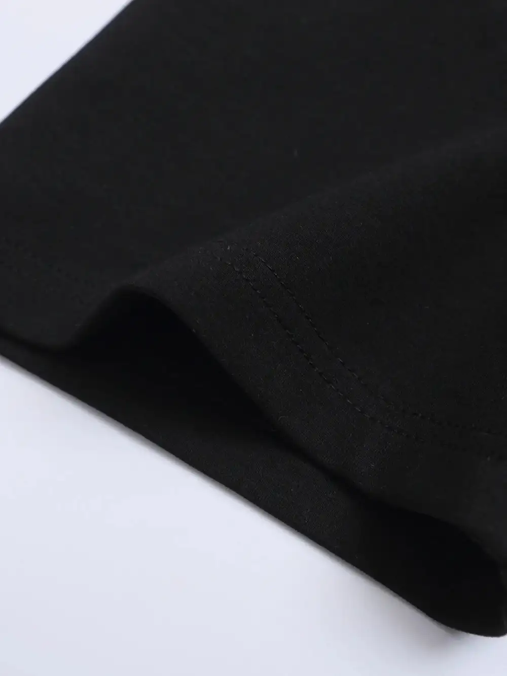 Relaxed Contrast Detail Short Sleeve Crew Neck Tee