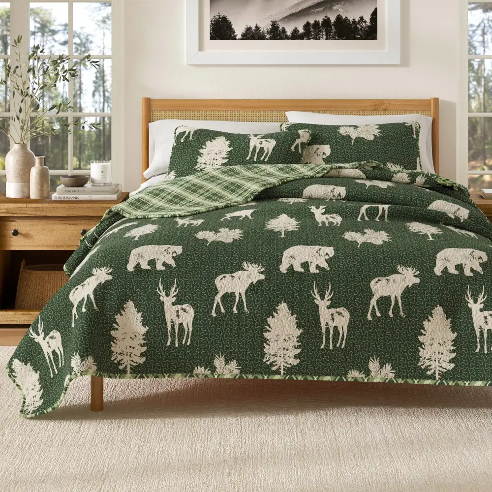 Reversible Plaid Quilt Set