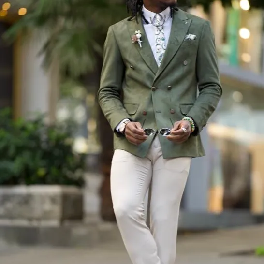 Slim Fit Peak Lapel Blazer
