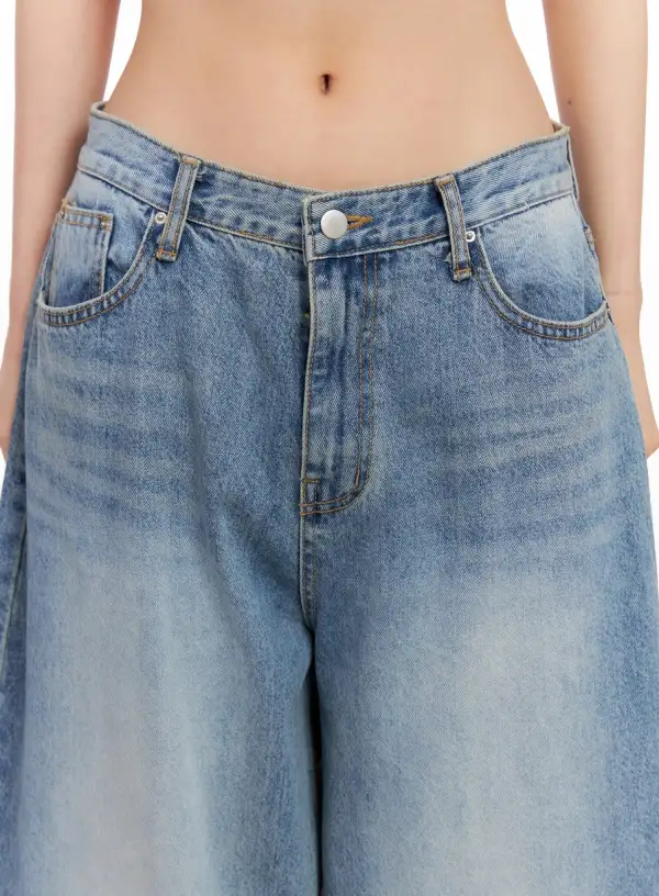 Washed Wide-Leg Jeans