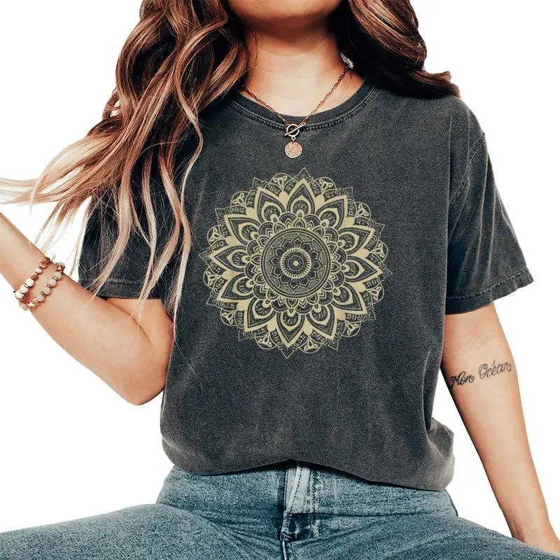 Subtle Mandala 8647 Resist Anti Trump Feminist Women's Oversized Comfort T-Shirt