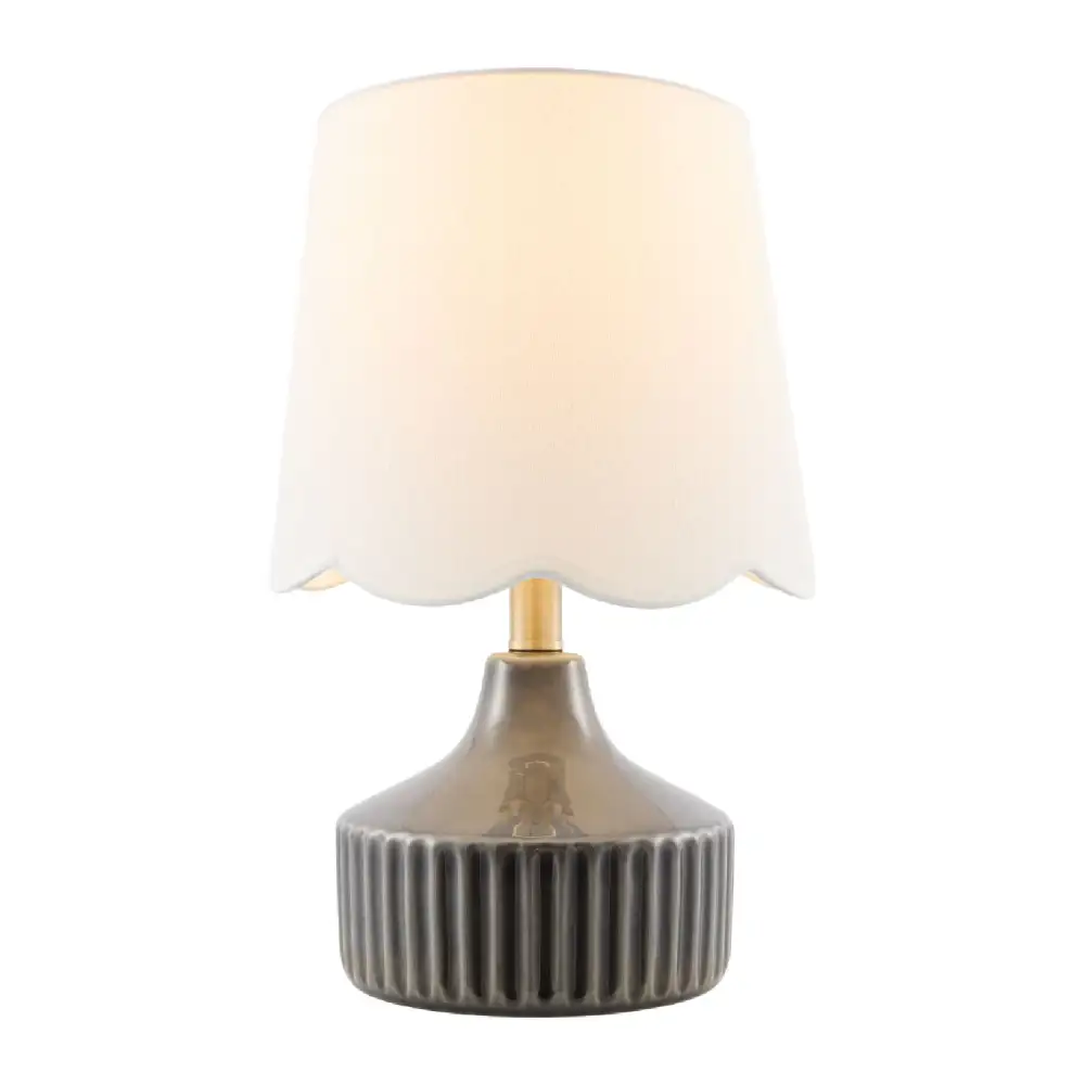 Refined Scalloped Jute Table Lamp