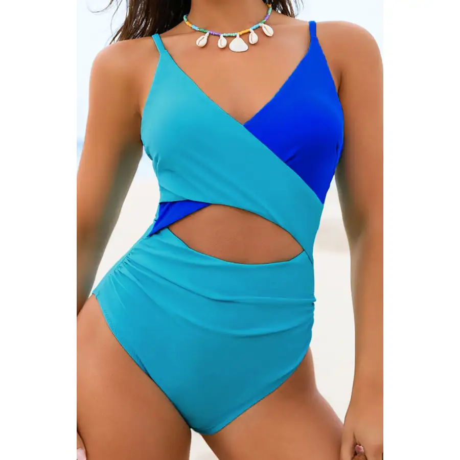 Women's Versatile Cutout One-Piece Swimsuit