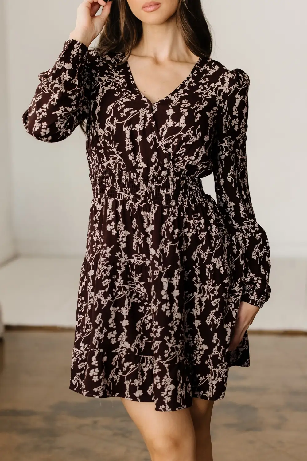 Lightweight Feel Floral Printed Split Neck Mini Dress